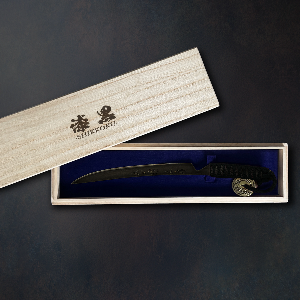 玉鋼製刀剣型ひとふり「漆黒 - SHIKKOKU -」｜新月（しんげつ・黒）